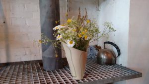 Nele Zander - Vase mit Blumen